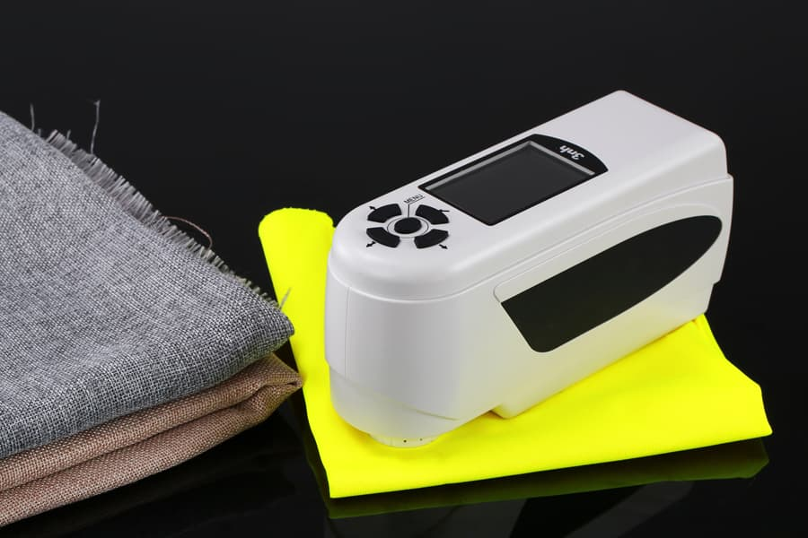 precise durable and easy to use colourimeter